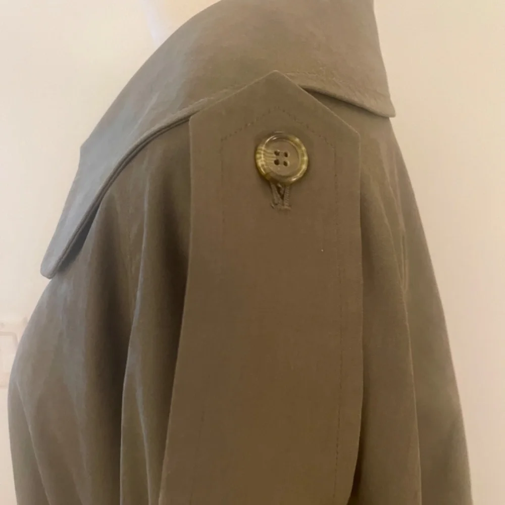 Vintage Burberry Men's Double Breasted OLIVE Green Trench Coat - Picture 5 of 10